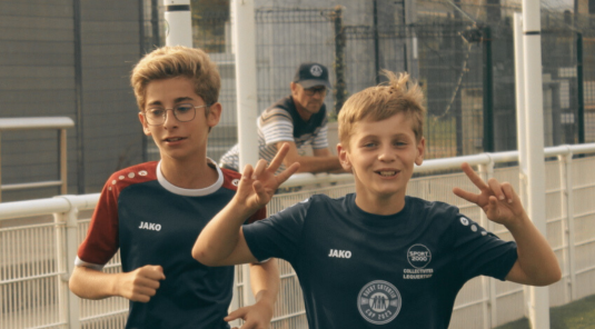 Suivez-nous sur nos réseaux !